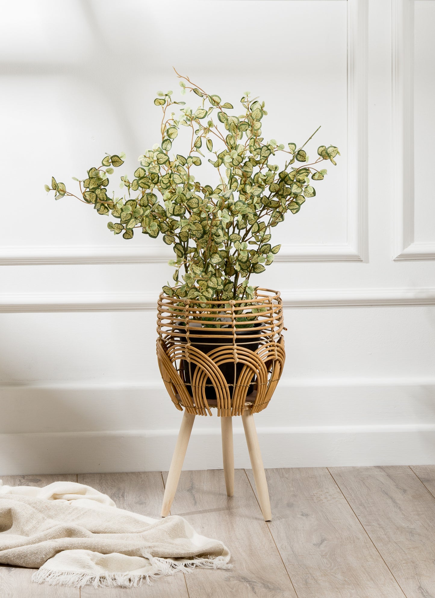 rattan standing planter