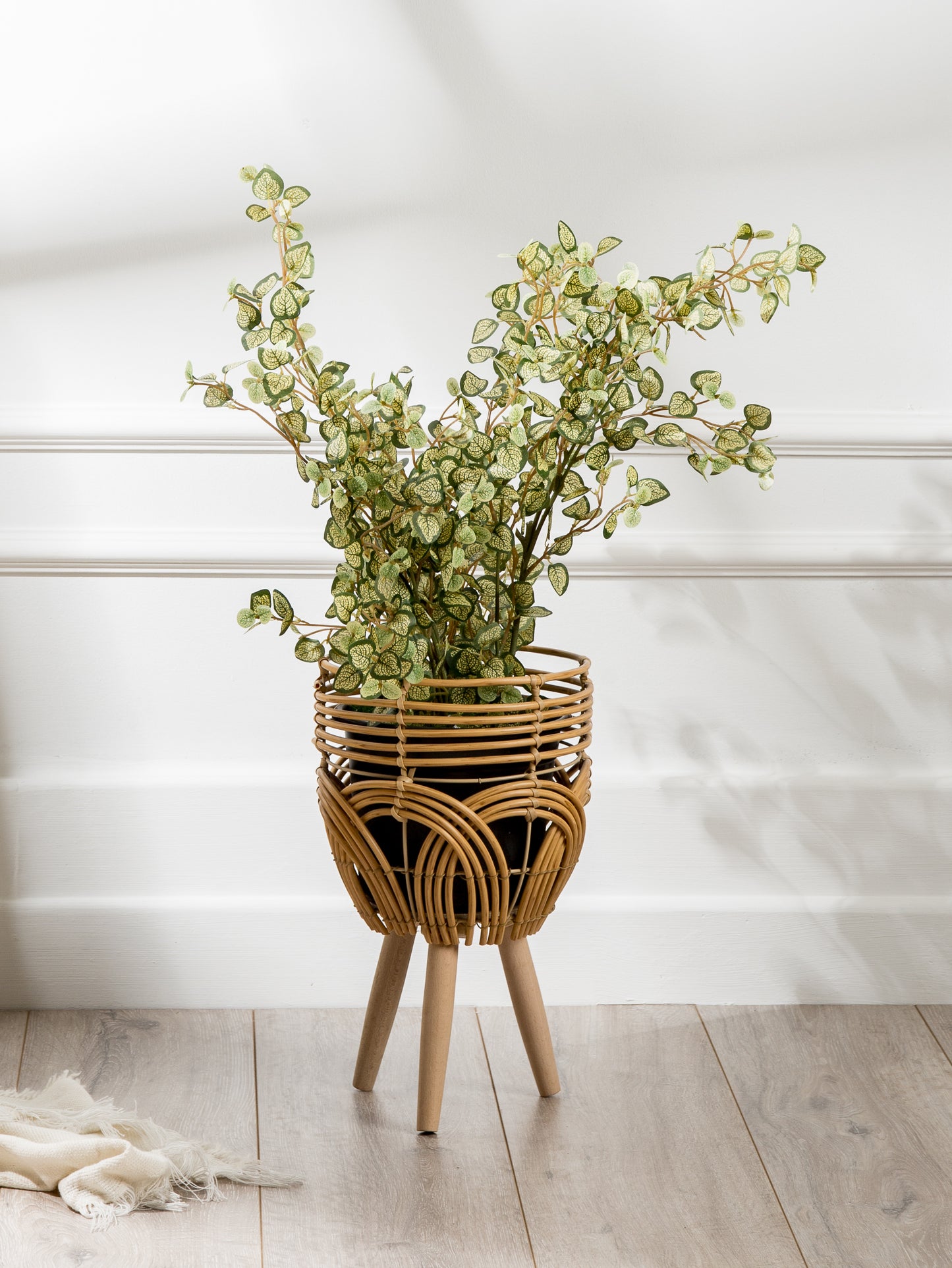 rattan standing planter